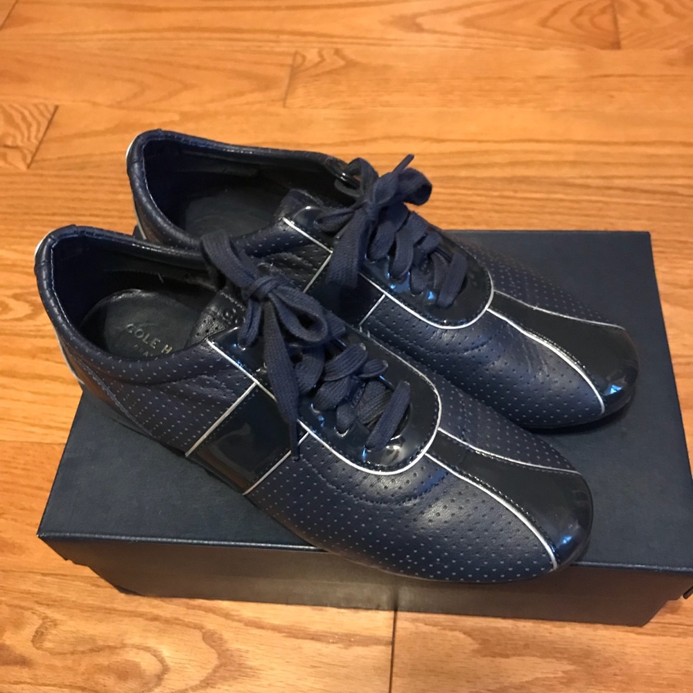 Sneaker shoe